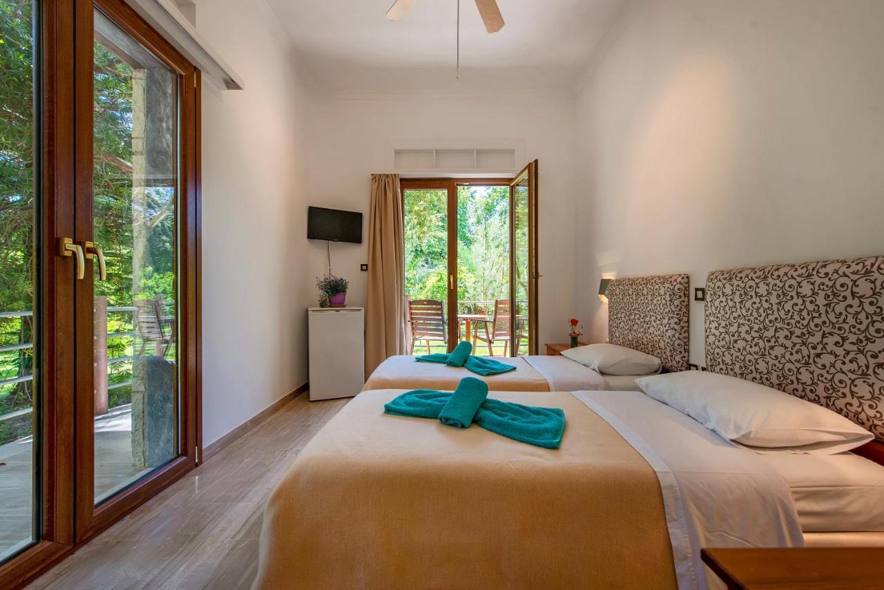 Villa Christiana Parga Exterior photo