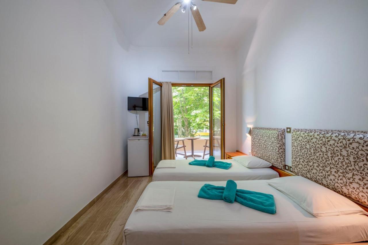 Villa Christiana Parga Exterior photo